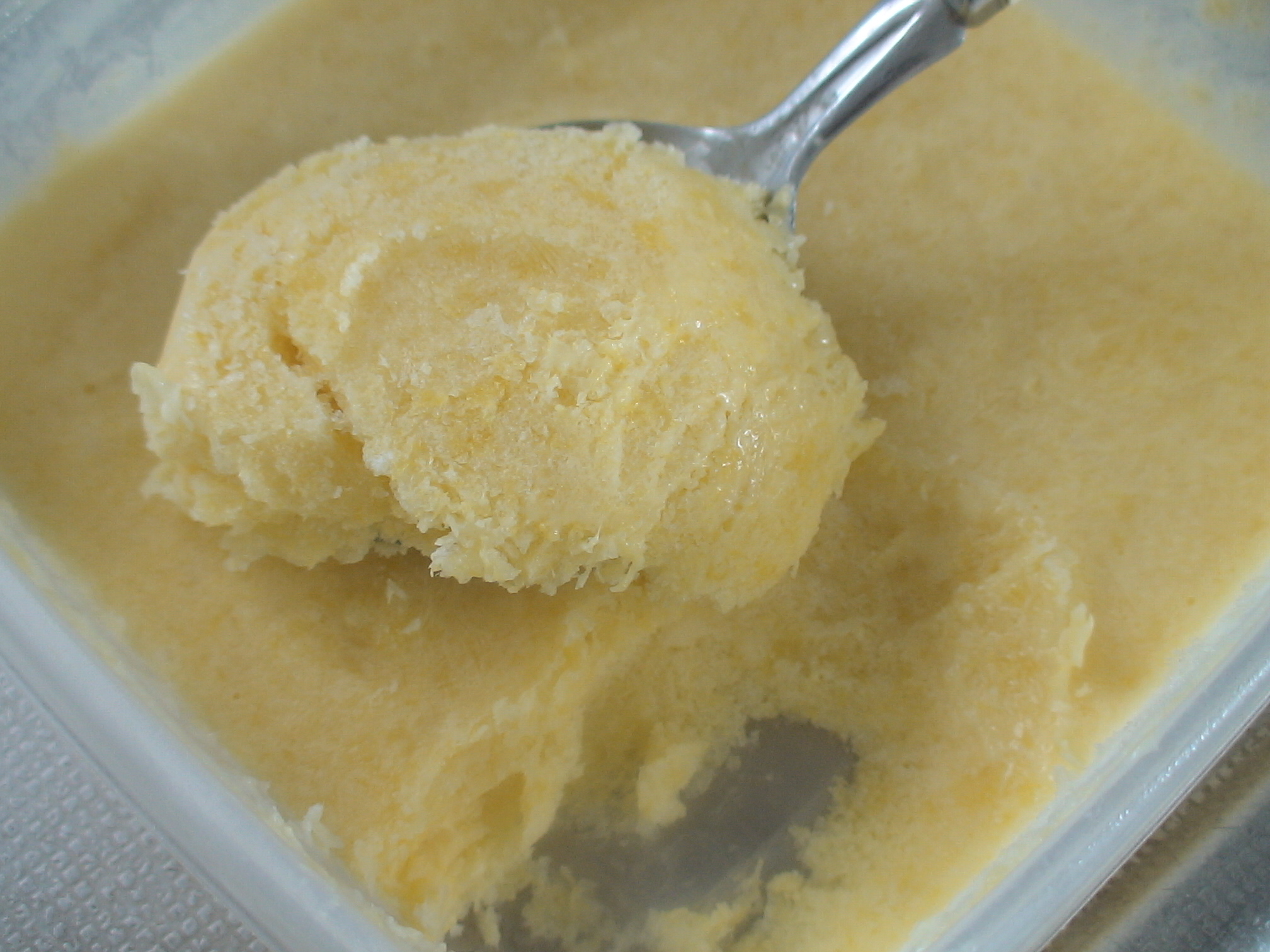 フルーティーなマンゴーシャーベットのレシピ