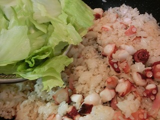 レシピ ノンストップ!のタコレタスチャーハン