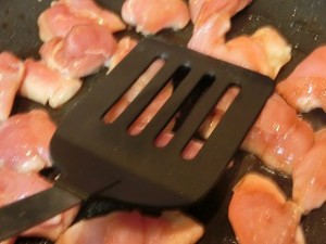 キューピー3分クッキングのチキンソテーにんにくマヨソース