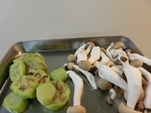 男子ごはんのナスとしめじの具だくさんすまし汁
