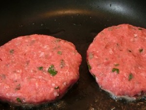 男子ごはんの和風煮込みハンバーグ