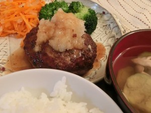 男子ごはんの和風煮込みハンバーグ