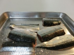 男子ごはんのサンマの揚げ焼き