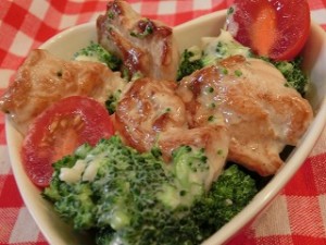 ノンストップ!の鶏肉とブロッコリーのニンニクマヨサラダ