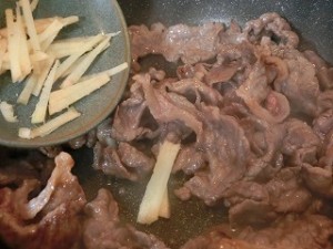 男子ごはんの鬼しょうがダレ牛丼