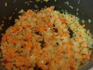 NHKあさイチのチキンのヨーグルトトマトカレー