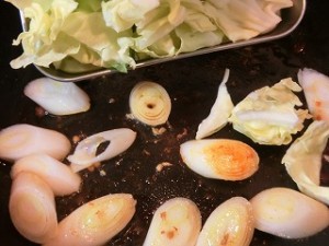 ノンストップ!の豚肉と春キャベツのゴマみそポン酢炒め