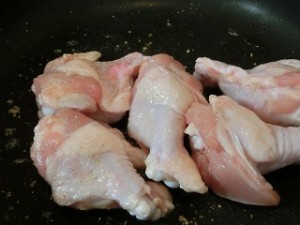 ノンストップ!の新ジャガと鶏手羽元の甘辛煮