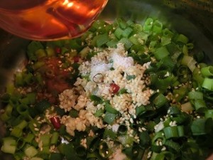 ノンストップ!のゆで鶏とキュウリの塩ネギソース