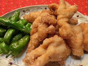 おかずのクッキングの鶏の手綱(たづな)揚げ