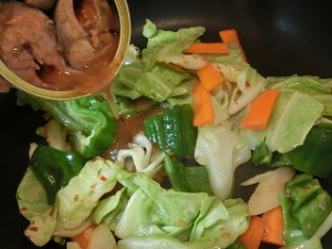 ノンストップ!のサバ缶で簡単♪回鍋肉風