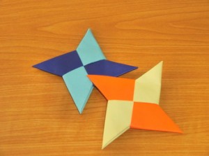 遊べる折り紙の折り方選 子供のおもちゃになる折り紙作品はどう作る